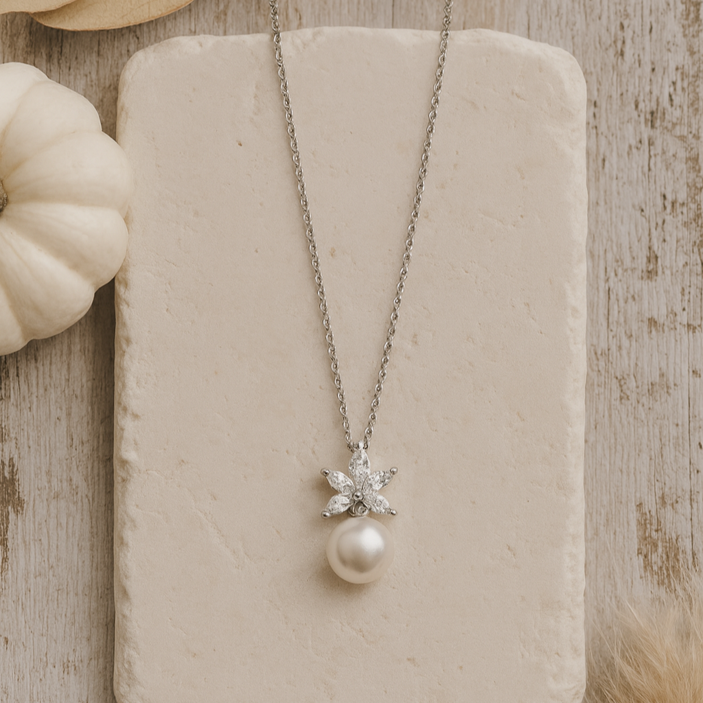 Aurivine Necklace