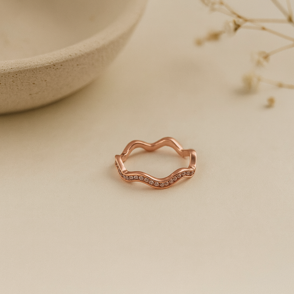 Wavora Ring