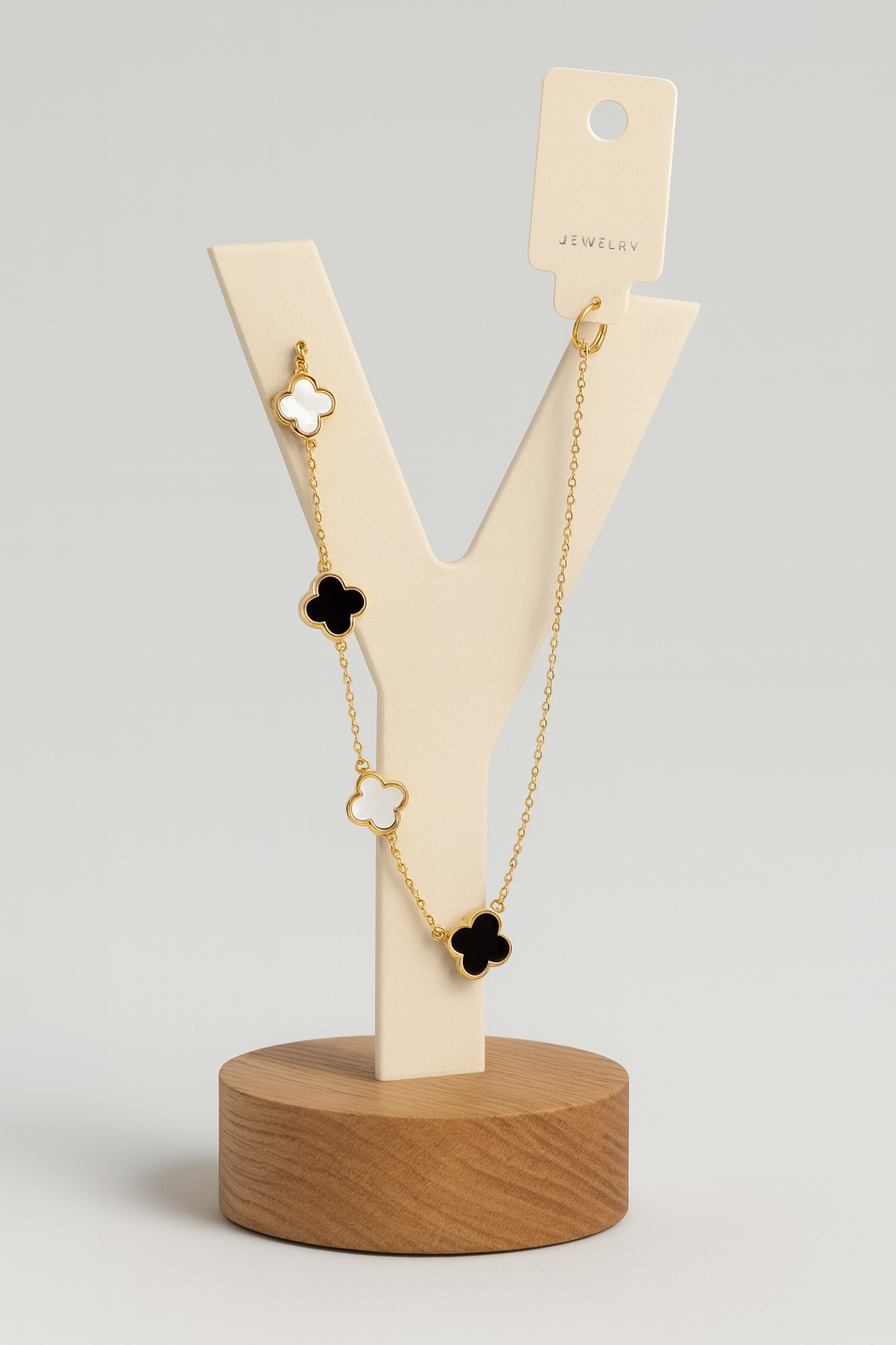 Luxe Clover