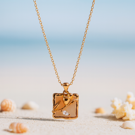 Solévia Necklace