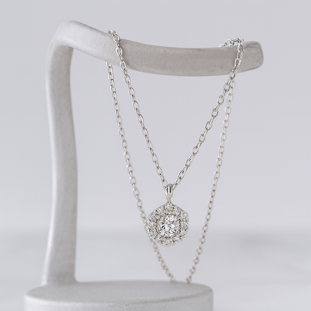 Hexora Necklace