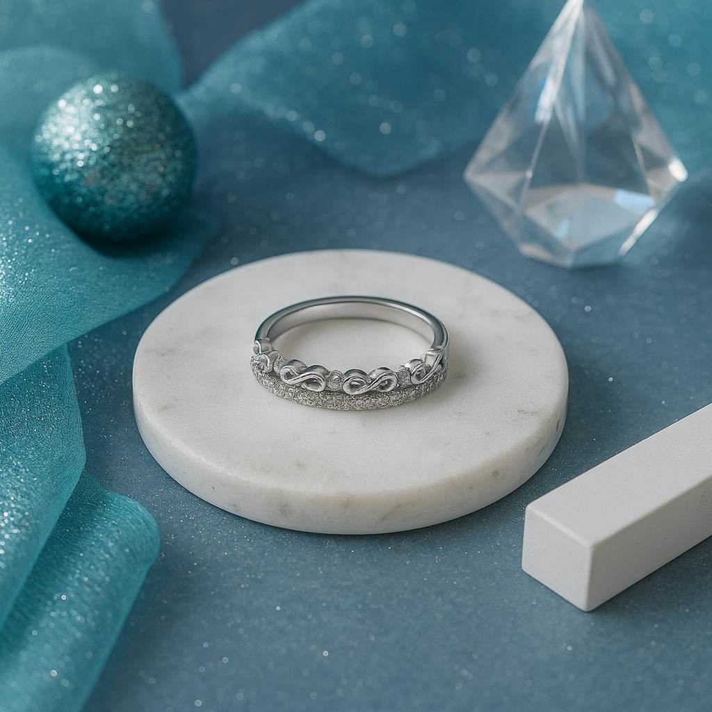Veyona Infinity Ring