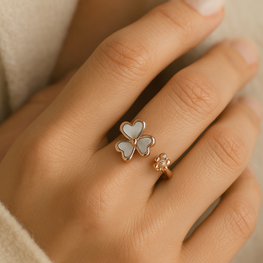 Florivine Ring